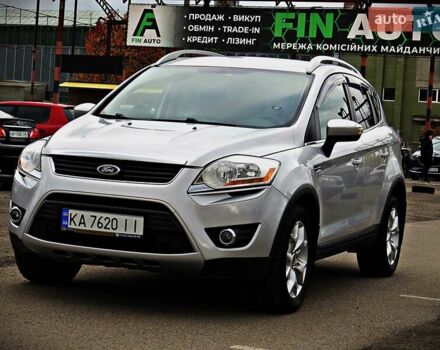 Серый Форд Куга, объемом двигателя 2 л и пробегом 200 тыс. км за 10500 $, фото 1 на Automoto.ua