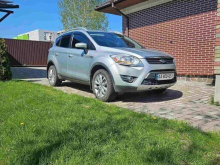 Сірий Форд Куга, об'ємом двигуна 2 л та пробігом 212 тис. км за 11000 $, фото 1 на Automoto.ua
