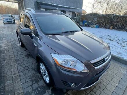 Серый Форд Куга, объемом двигателя 2 л и пробегом 174 тыс. км за 10800 $, фото 1 на Automoto.ua