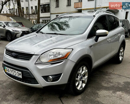 Серый Форд Куга, объемом двигателя 2.52 л и пробегом 235 тыс. км за 8600 $, фото 1 на Automoto.ua