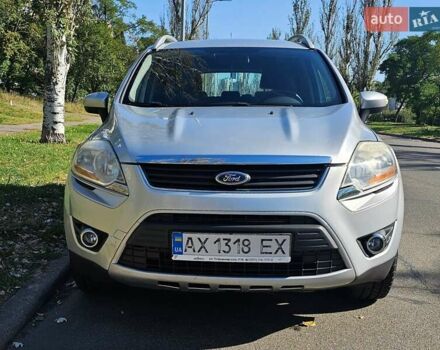 Сірий Форд Куга, об'ємом двигуна 2 л та пробігом 209 тис. км за 11100 $, фото 1 на Automoto.ua