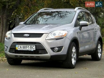 Форд Куга 2011 в Черкассах на Automoto.ua Серый Форд Куга, объемом двигателя 2.5 л и пробегом 222 тыс. км за 8700 $, фото 1 на Automoto.ua