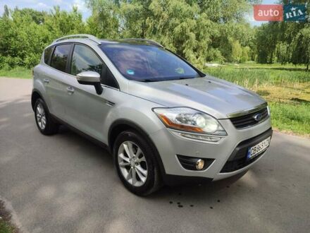 Форд Куга 2011 в Нежине на Automoto.ua Серый Форд Куга, объемом двигателя 2 л и пробегом 275 тыс. км за 9500 $, фото 1 на Automoto.ua