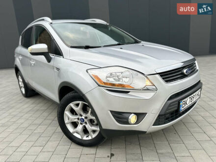 Форд Куга 2011 в Хмельницком на Automoto.ua Серый Форд Куга, объемом двигателя 2 л и пробегом 209 тыс. км за 10700 $, фото 1 на Automoto.ua