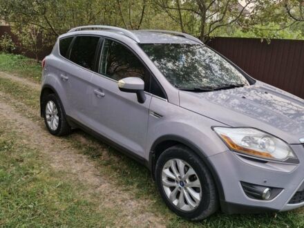 Серый Форд Куга, объемом двигателя 2 л и пробегом 301 тыс. км за 8800 $, фото 1 на Automoto.ua