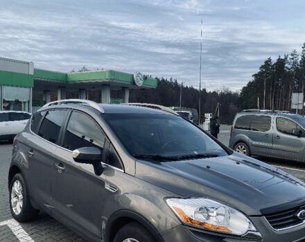 Серый Форд Куга, объемом двигателя 2 л и пробегом 320 тыс. км за 8500 $, фото 1 на Automoto.ua