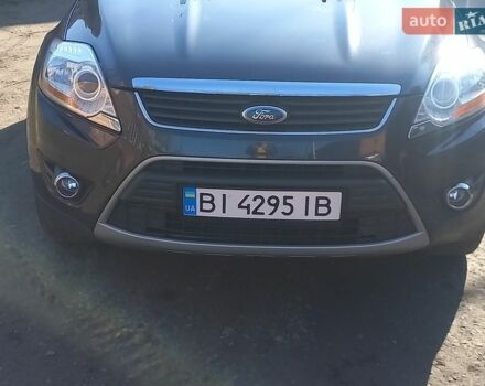 Серый Форд Куга, объемом двигателя 2 л и пробегом 136 тыс. км за 12300 $, фото 1 на Automoto.ua