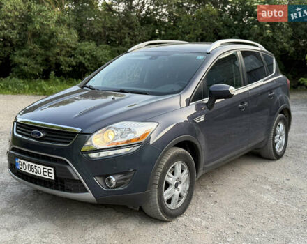 Серый Форд Куга, объемом двигателя 2 л и пробегом 181 тыс. км за 9600 $, фото 1 на Automoto.ua