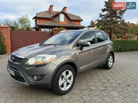 Серый Форд Куга, объемом двигателя 2 л и пробегом 221 тыс. км за 9986 $, фото 1 на Automoto.ua