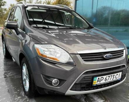 Серый Форд Куга, объемом двигателя 2 л и пробегом 146 тыс. км за 11300 $, фото 1 на Automoto.ua
