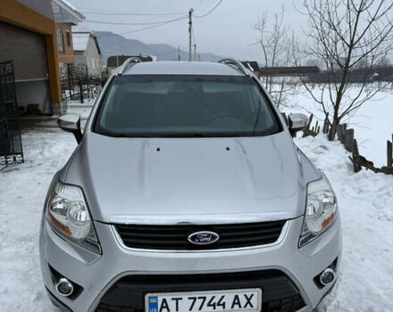 Серый Форд Куга, объемом двигателя 2 л и пробегом 125 тыс. км за 11200 $, фото 1 на Automoto.ua