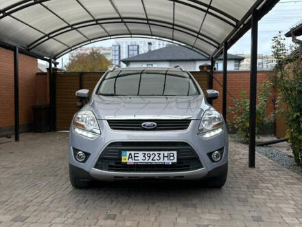 Серый Форд Куга, объемом двигателя 2 л и пробегом 134 тыс. км за 11500 $, фото 1 на Automoto.ua