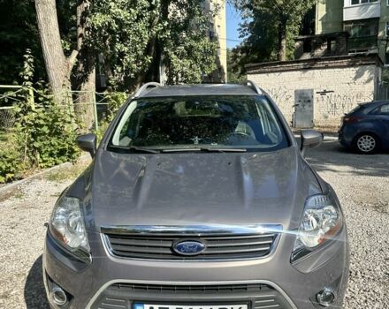 Сірий Форд Куга, об'ємом двигуна 2.5 л та пробігом 61 тис. км за 11500 $, фото 1 на Automoto.ua