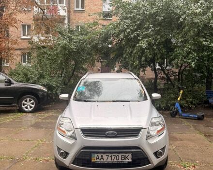 Серый Форд Куга, объемом двигателя 2 л и пробегом 125 тыс. км за 10800 $, фото 1 на Automoto.ua