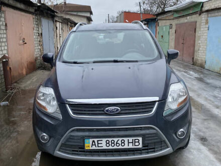Сірий Форд Куга, об'ємом двигуна 2 л та пробігом 350 тис. км за 8000 $, фото 1 на Automoto.ua