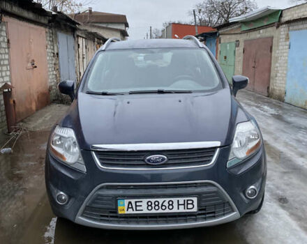 Серый Форд Куга, объемом двигателя 2 л и пробегом 350 тыс. км за 8000 $, фото 1 на Automoto.ua
