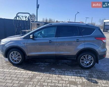 Серый Форд Куга, объемом двигателя 2 л и пробегом 289 тыс. км за 11900 $, фото 1 на Automoto.ua