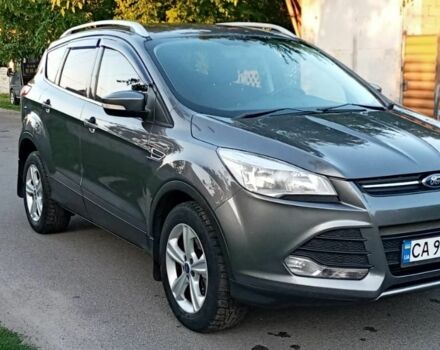 Серый Форд Куга, объемом двигателя 2 л и пробегом 200 тыс. км за 10700 $, фото 1 на Automoto.ua