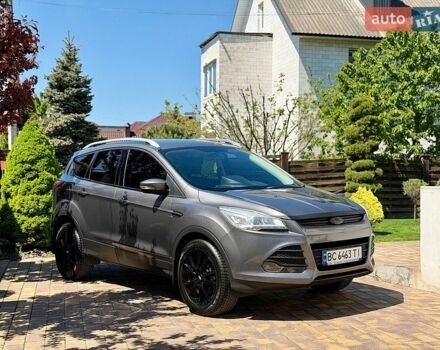 Серый Форд Куга, объемом двигателя 2 л и пробегом 195 тыс. км за 12999 $, фото 1 на Automoto.ua