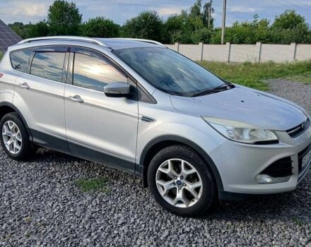 Сірий Форд Куга, об'ємом двигуна 2 л та пробігом 270 тис. км за 9800 $, фото 1 на Automoto.ua