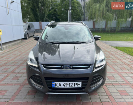 Серый Форд Куга, объемом двигателя 2 л и пробегом 199 тыс. км за 13500 $, фото 1 на Automoto.ua
