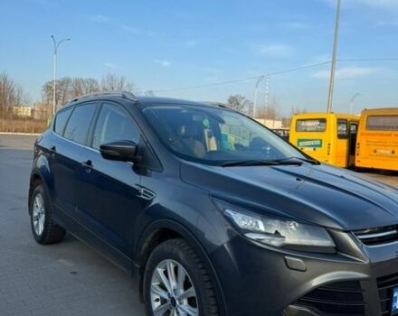 Серый Форд Куга, объемом двигателя 2 л и пробегом 135 тыс. км за 15959 $, фото 1 на Automoto.ua