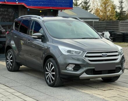 Серый Форд Куга, объемом двигателя 2 л и пробегом 56 тыс. км за 12000 $, фото 1 на Automoto.ua