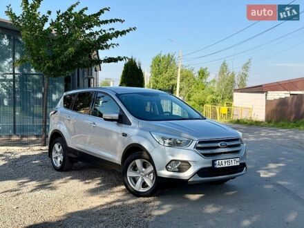 Сірий Форд Куга, об'ємом двигуна 2 л та пробігом 157 тис. км за 14999 $, фото 1 на Automoto.ua