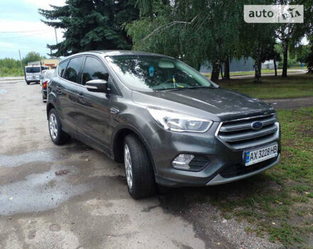 Серый Форд Куга, объемом двигателя 2 л и пробегом 112 тыс. км за 18050 $, фото 1 на Automoto.ua