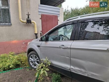 Форд Куга 2017 в Каменце-Подольском на Automoto.ua Серый Форд Куга, объемом двигателя 2 л и пробегом 218 тыс. км за 12500 $, фото 1 на Automoto.ua