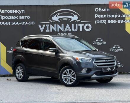 Серый Форд Куга, объемом двигателя 2 л и пробегом 83 тыс. км за 15700 $, фото 1 на Automoto.ua