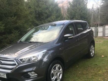 Серый Форд Куга, объемом двигателя 2 л и пробегом 72 тыс. км за 18000 $, фото 1 на Automoto.ua