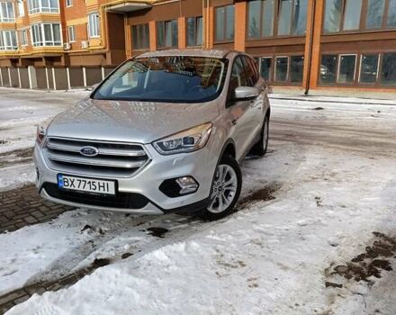 Сірий Форд Куга, об'ємом двигуна 1.5 л та пробігом 132 тис. км за 15500 $, фото 1 на Automoto.ua