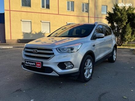 Форд Куга 2019 в Запорожье на Automoto.ua Серый Форд Куга, объемом двигателя 1.5 л и пробегом 145 тыс. км за 16690 $, фото 1 на Automoto.ua