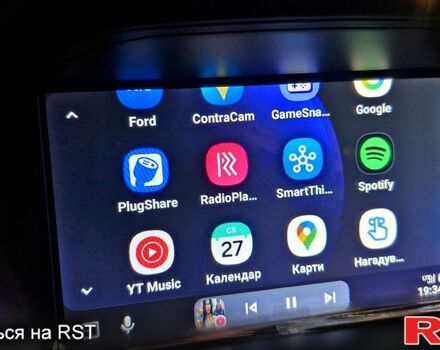 Серый Форд Куга, объемом двигателя 1.5 л и пробегом 104 тыс. км за 20500 $, фото 1 на Automoto.ua