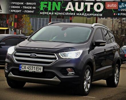 Серый Форд Куга, объемом двигателя 2 л и пробегом 180 тыс. км за 17700 $, фото 1 на Automoto.ua