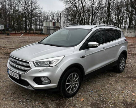 Сірий Форд Куга, об'ємом двигуна 1.5 л та пробігом 171 тис. км за 14999 $, фото 1 на Automoto.ua