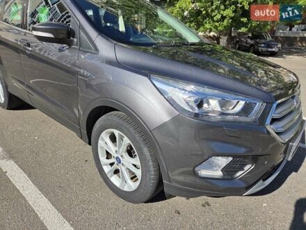 Сірий Форд Куга, об'ємом двигуна 1.5 л та пробігом 35 тис. км за 21000 $, фото 1 на Automoto.ua
