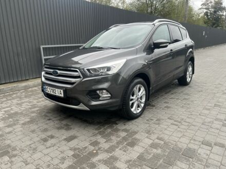 Серый Форд Куга, объемом двигателя 2 л и пробегом 85 тыс. км за 17071 $, фото 1 на Automoto.ua