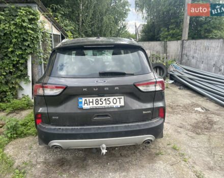 Серый Форд Куга, объемом двигателя 1.5 л и пробегом 42 тыс. км за 24500 $, фото 1 на Automoto.ua