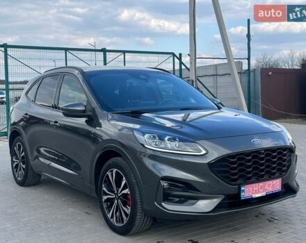 Серый Форд Куга, объемом двигателя 2 л и пробегом 232 тыс. км за 21425 $, фото 1 на Automoto.ua