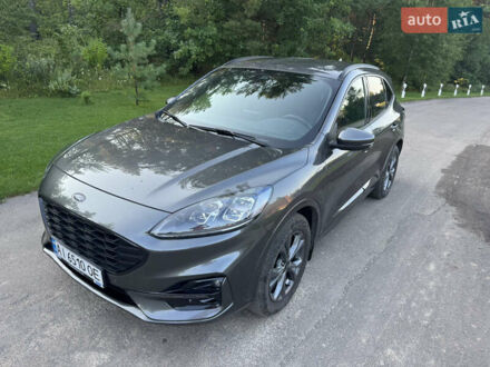 Сірий Форд Куга, об'ємом двигуна 1.5 л та пробігом 43 тис. км за 25450 $, фото 1 на Automoto.ua