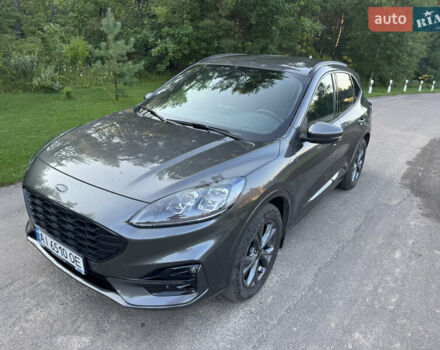 Сірий Форд Куга, об'ємом двигуна 1.5 л та пробігом 43 тис. км за 25450 $, фото 1 на Automoto.ua