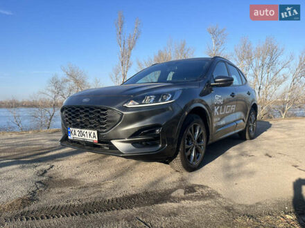 Форд Куга 2022 у Дніпро (Дніпропетровську) на Automoto.ua Сірий Форд Куга, об'ємом двигуна 1.5 л та пробігом 2 тис. км за 30443 $, фото 1 на Automoto.ua