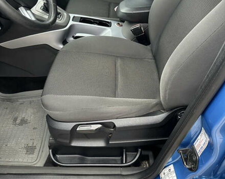 Синий Форд Куга, объемом двигателя 2.52 л и пробегом 192 тыс. км за 10000 $, фото 19 на Automoto.ua