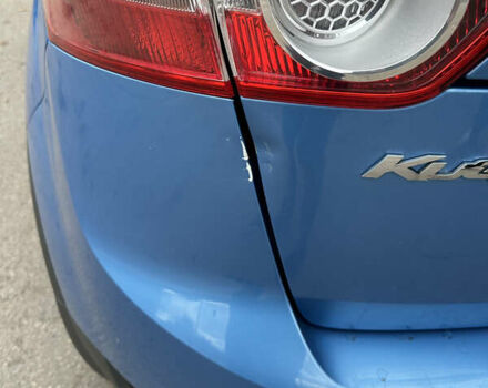 Синий Форд Куга, объемом двигателя 2.52 л и пробегом 192 тыс. км за 10000 $, фото 10 на Automoto.ua