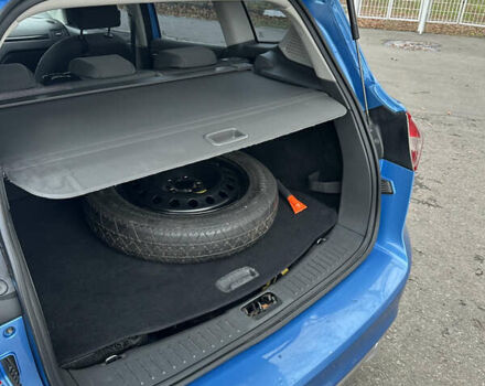 Синий Форд Куга, объемом двигателя 2.52 л и пробегом 192 тыс. км за 10000 $, фото 7 на Automoto.ua