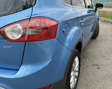 Синий Форд Куга, объемом двигателя 2.52 л и пробегом 192 тыс. км за 10000 $, фото 3 на Automoto.ua