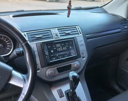 Форд Куга 2012 в Черновцах на Automoto.ua Синий Форд Куга, объемом двигателя 2.5 л и пробегом 148 тыс. км за 12200 $, фото 5 на Automoto.ua