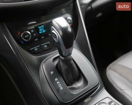 Форд Куга 2013 в Киеве на Automoto.ua Синий Форд Куга, объемом двигателя 2 л и пробегом 141 тыс. км за 12500 $, фото 20 на Automoto.ua